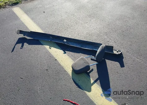 2014 Toyota Rav4 Le z USA, uszkodzony, nr VIN JTMZFREV5EJ021622